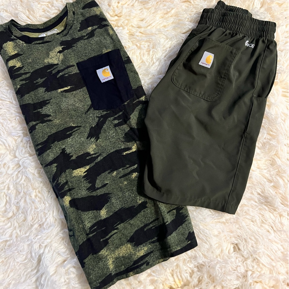 Boys Carhartt outfit t-shit & shorts size 14/16
